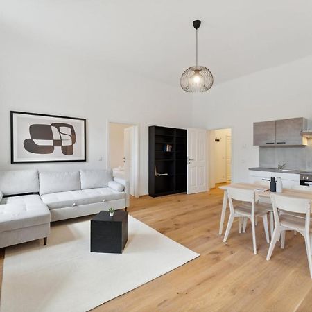 Center Wien Designer Central Modern Apartment المظهر الخارجي الصورة