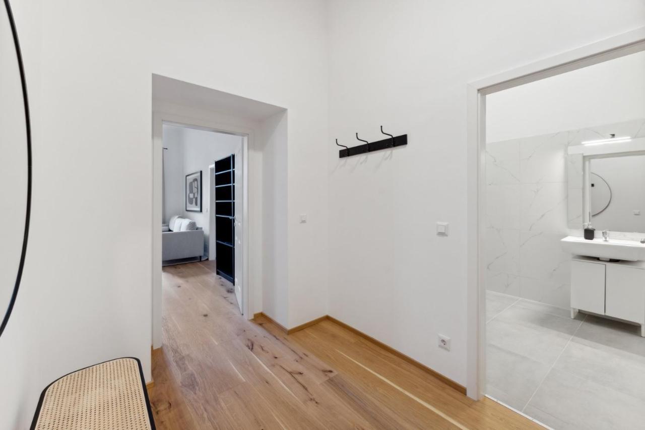 Center Wien Designer Central Modern Apartment المظهر الخارجي الصورة
