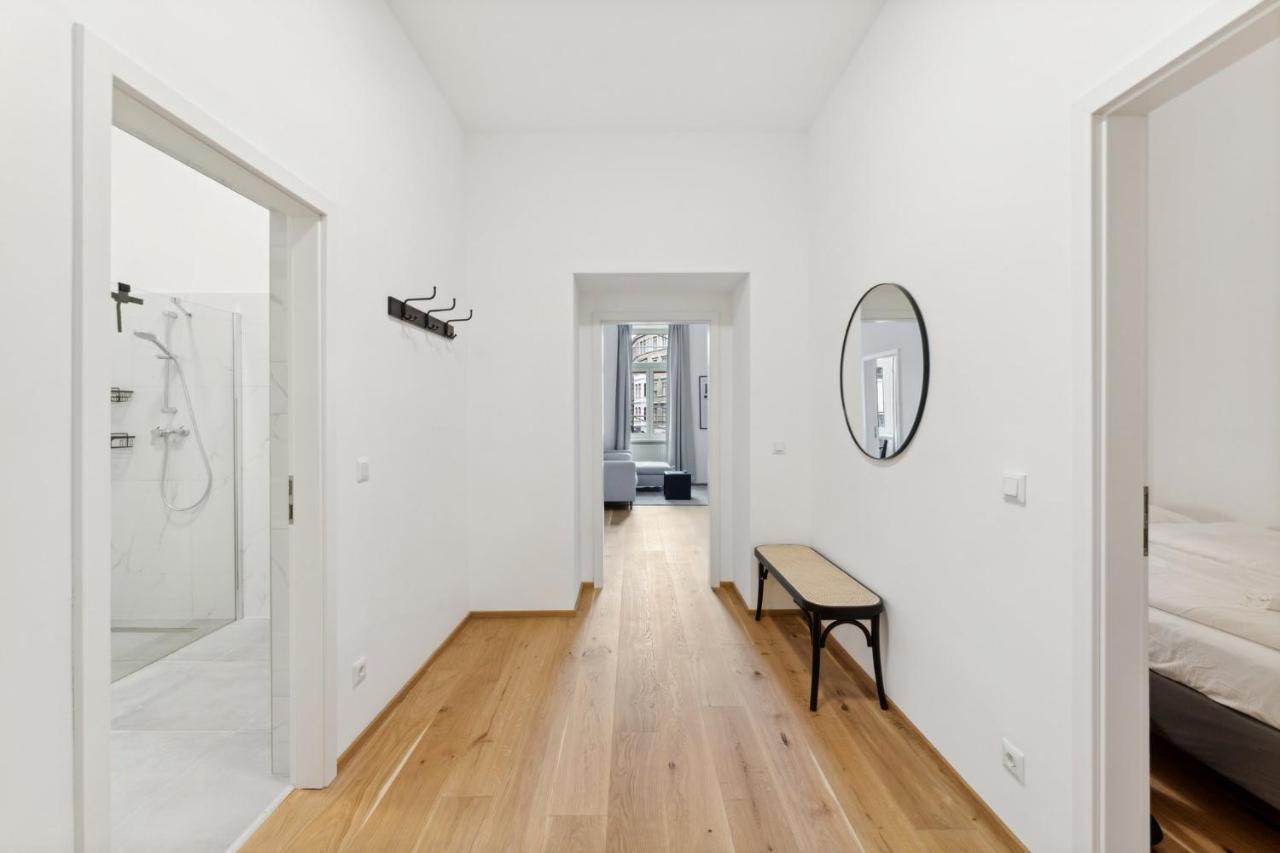 Center Wien Designer Central Modern Apartment المظهر الخارجي الصورة